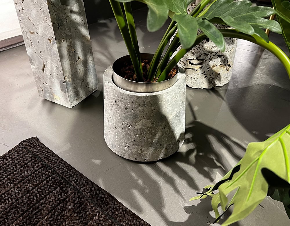 disp_Ext_10th_Vase_D_Accessories_002