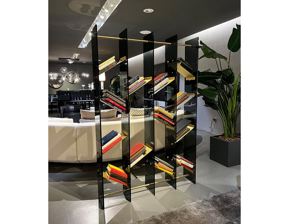 disp_GR_Isola_Bookcase_001