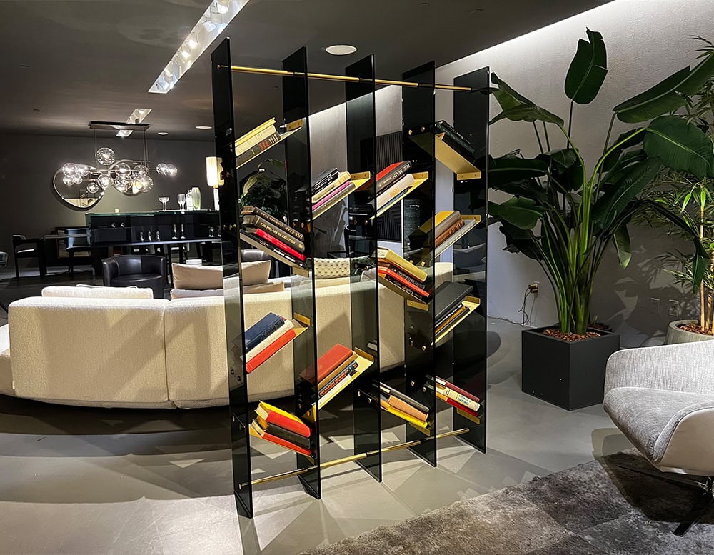 disp_GR_Isola_Bookcase_002