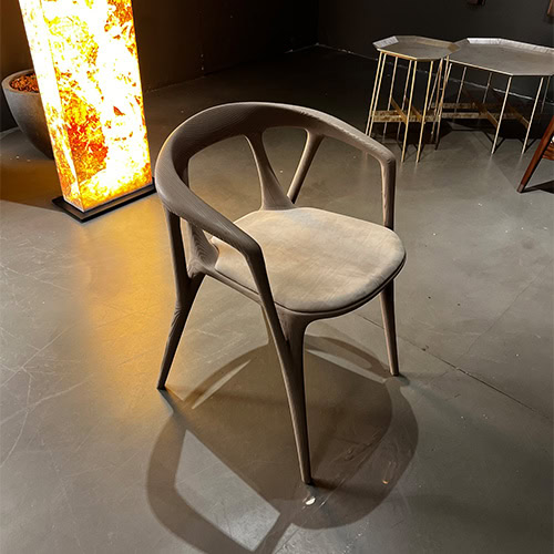 disp_Hen_Savanna_Dining_Chair_000