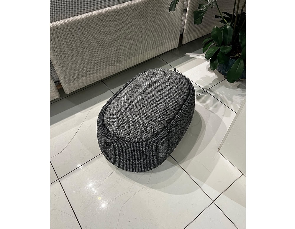 disp_PL_Shito_Pouf_001