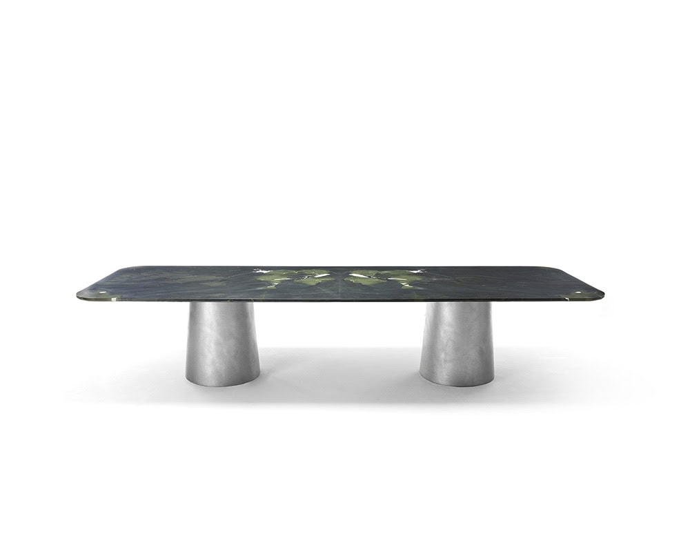 Ext_Etna_Dining_Table_001