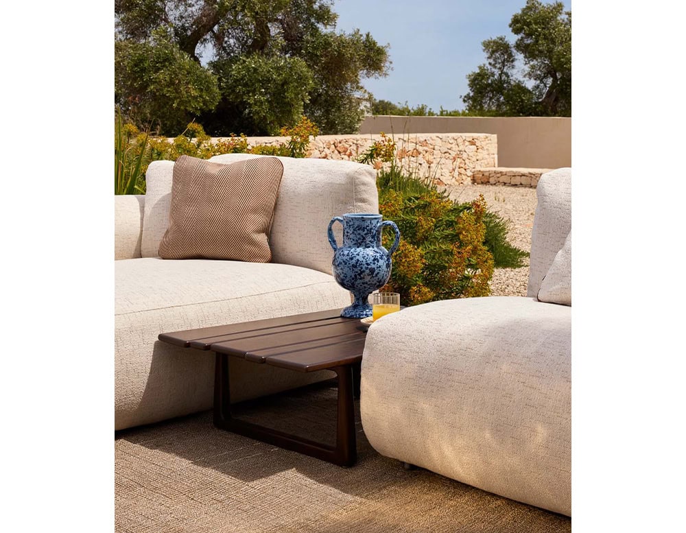 Ext_LPIDC09_Coffee_Table_Outdoor_008